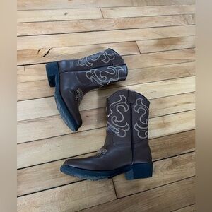 Canyon Trail brown cowboy boots youth